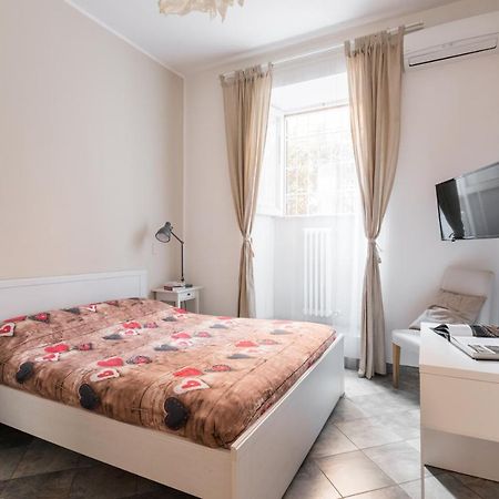 Apartament Domus Maximo Rzym Zewnętrze zdjęcie